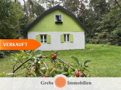 Traumhaftes Grundstück in Waldrandlage mit kleinem Häuschen!